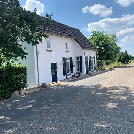 Bed & Breakfast Luxury - Eik Op De Dijk *