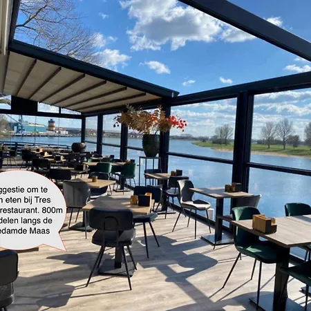Luxury - Eik Op De Dijk *